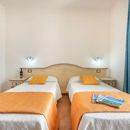 Casa Mediterraneo *
