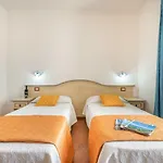 Casa Mediterraneo *